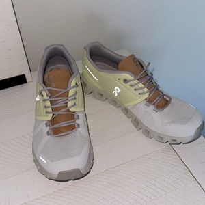 Women's On Cloud 5 Shoes- Hay/Ice